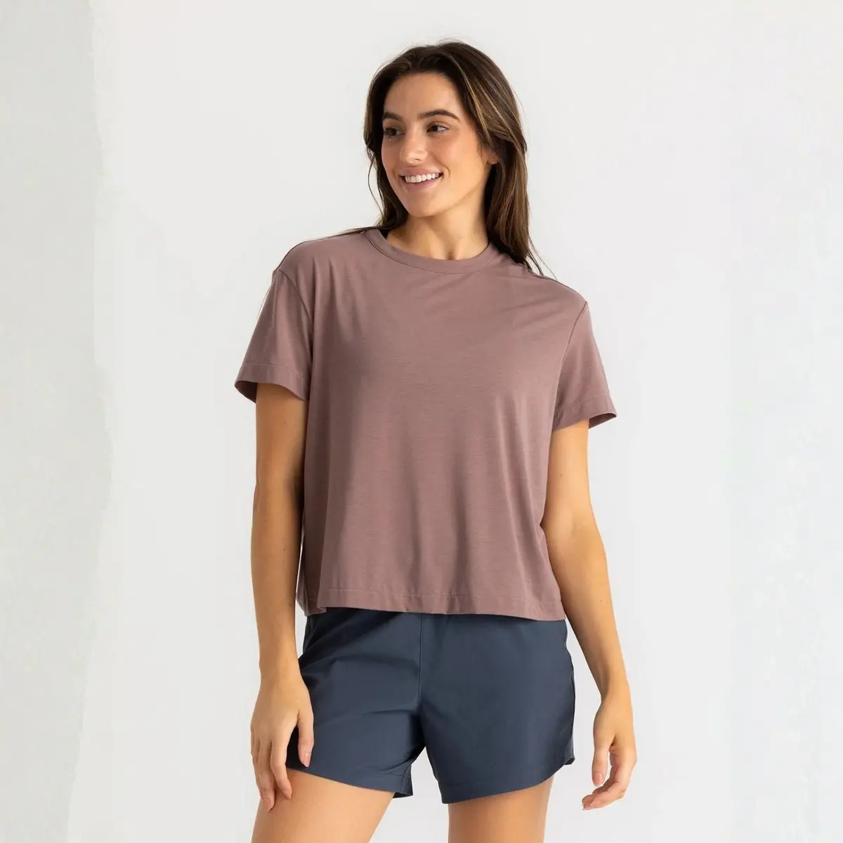 Women's Elevate Lightweight Tee 1