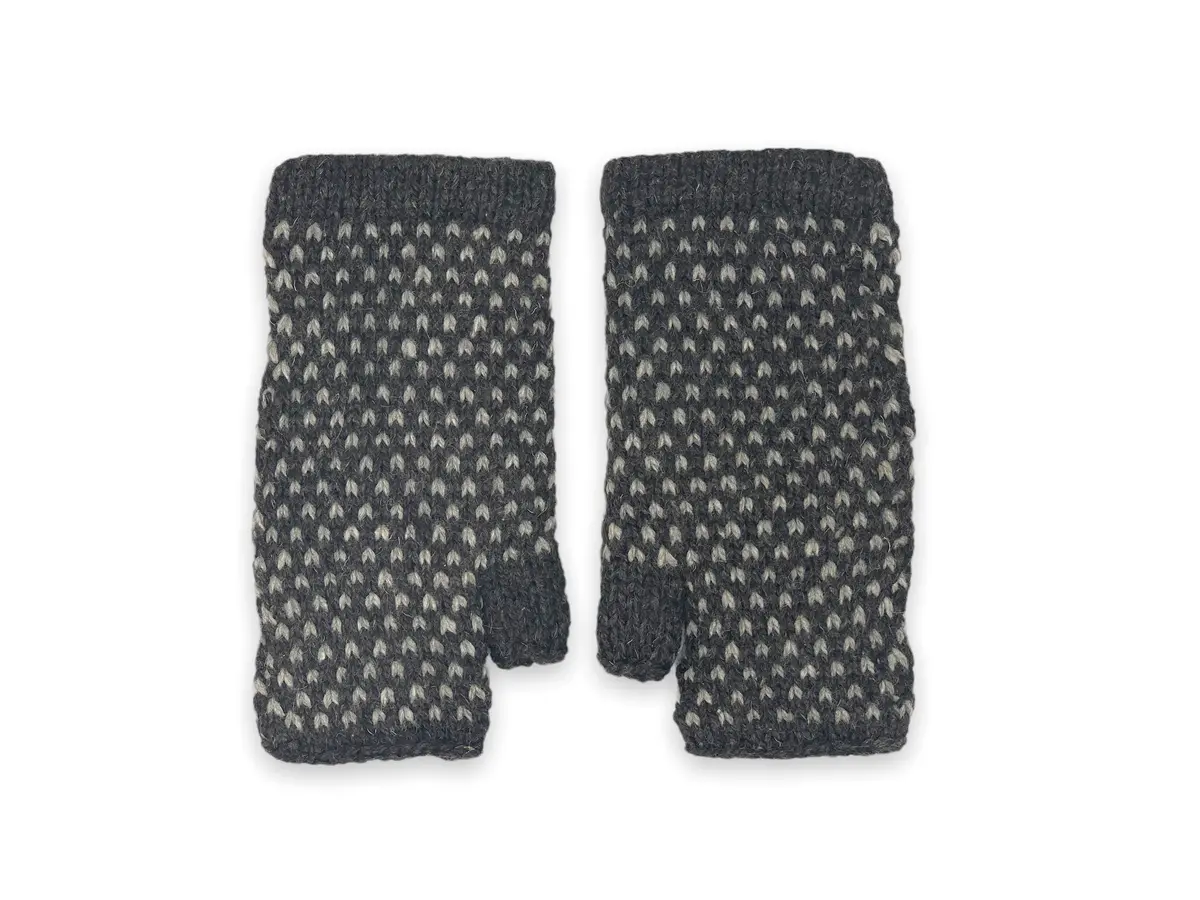 La Paz Wrist Mitts 2