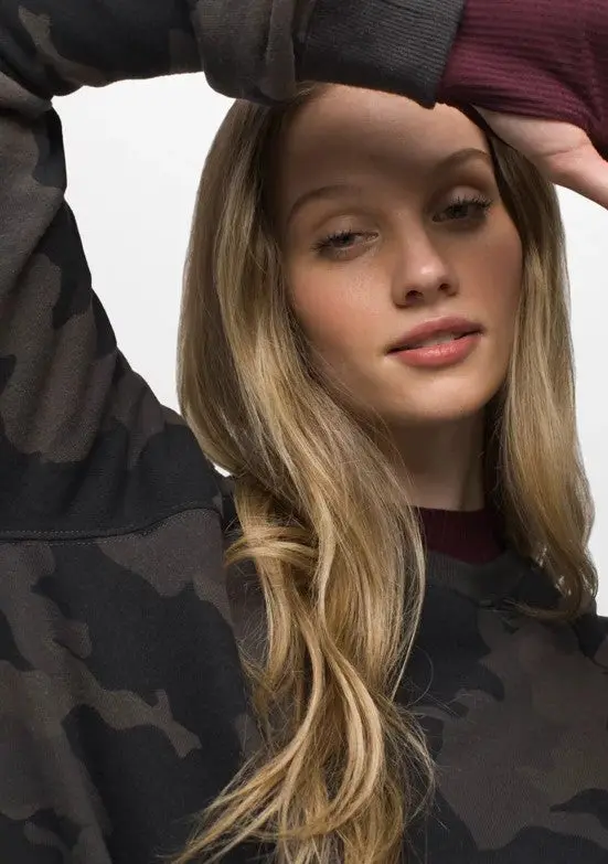 Women's Cozy Up Sweatshirt 3