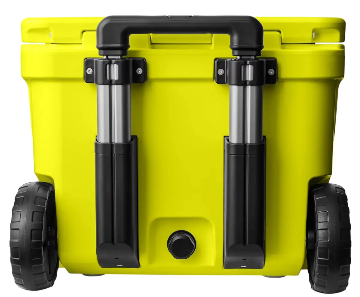 Roadie 32 Wheeled Cooler 2