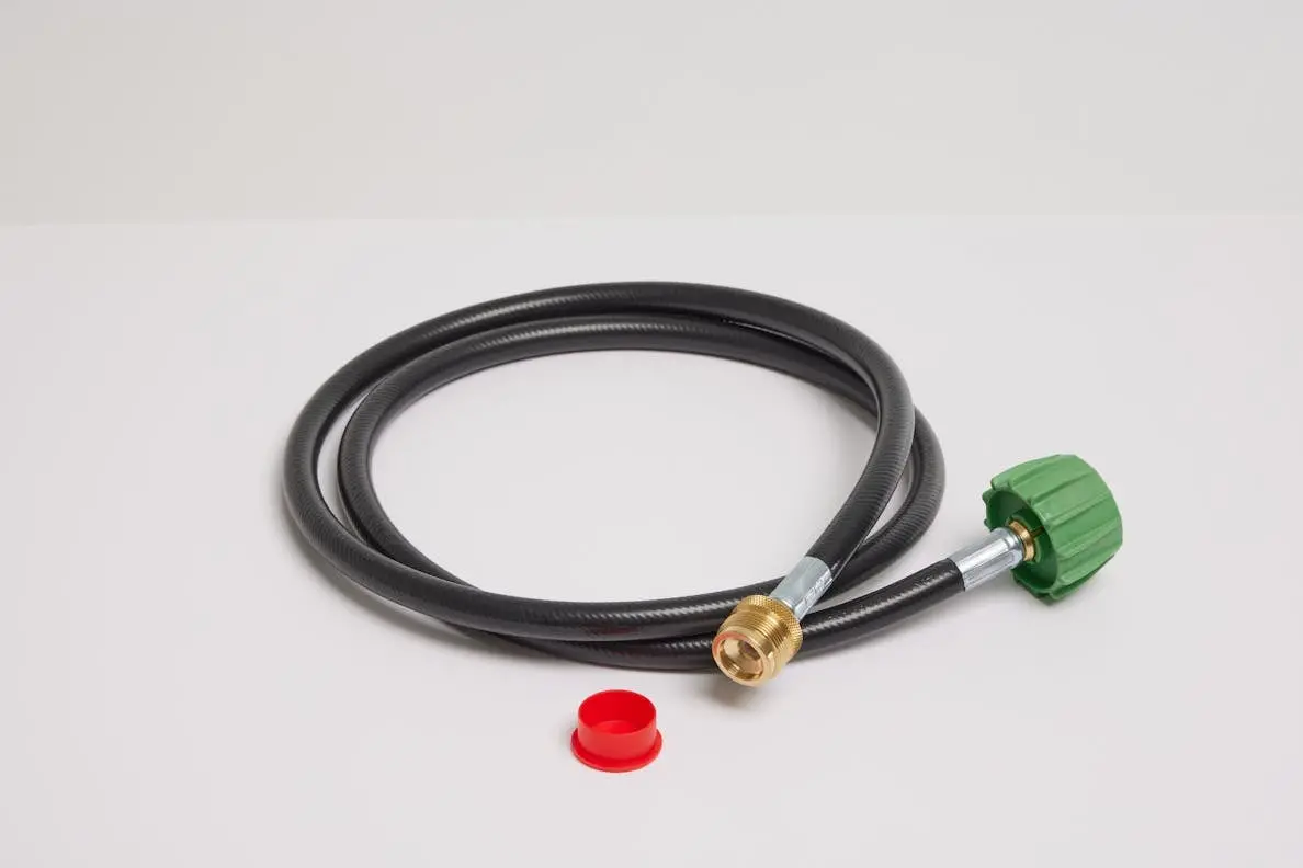 High-Pressure Propane Gas Hose And Adapter 1