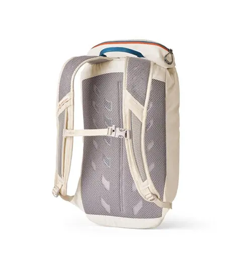Nano 16 Daypack 2