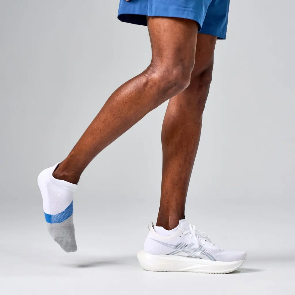 Elite Light Cushion No Show Tab Sock 4