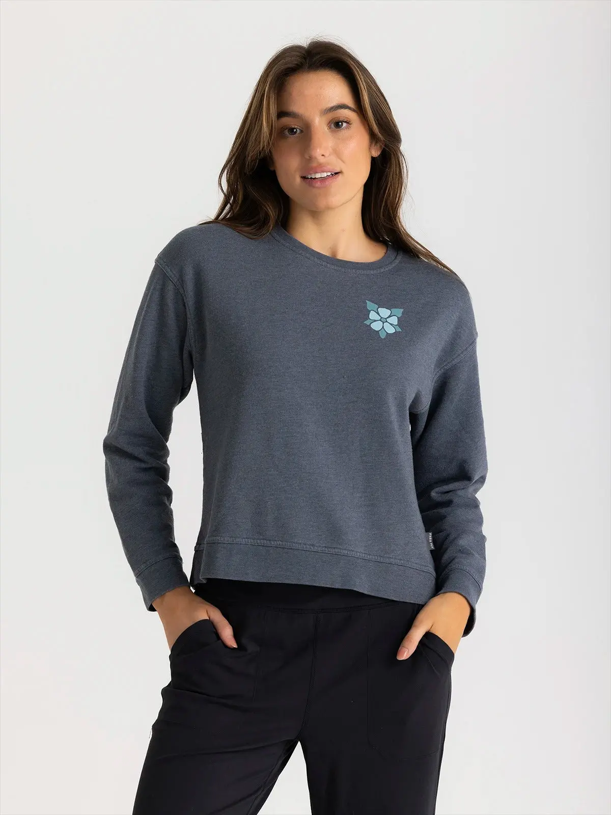 Women's Mellow Meadow Fleece Crew 1