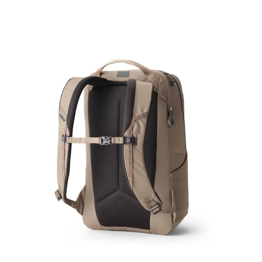 Retna 28 Backpack 2