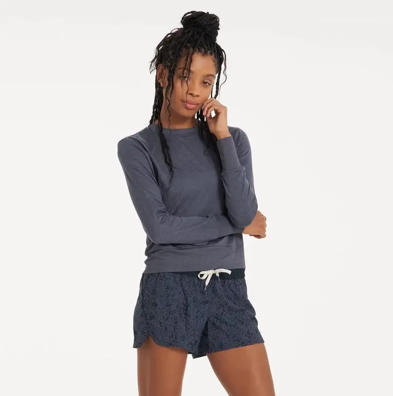 Women's Day Dream Long-Sleeve Crew 1