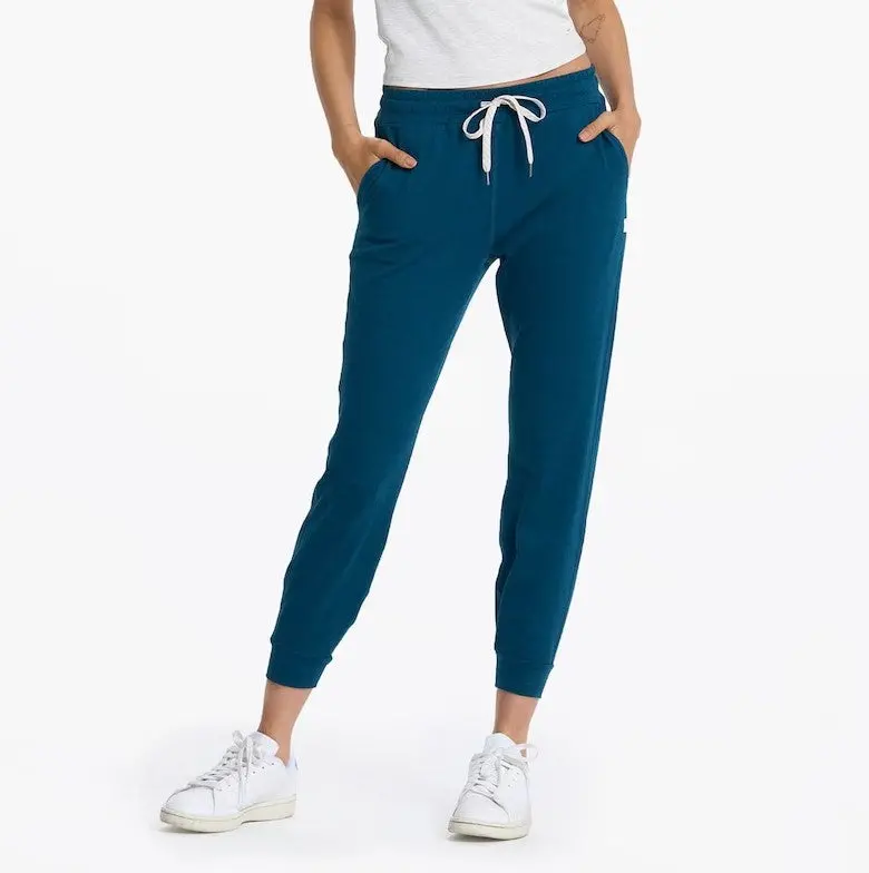 Women's Performance Jogger 3