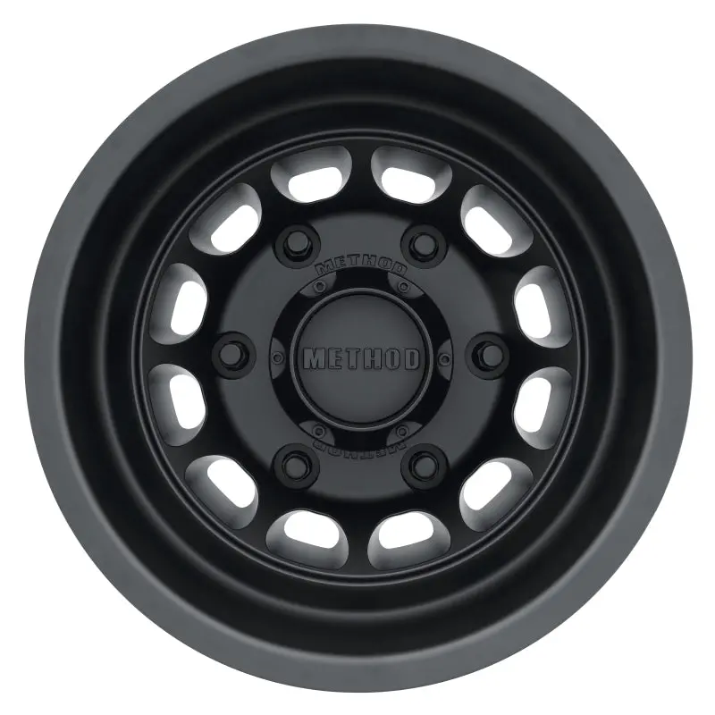 Method Mr901 Rear Wheel – 16X5.5", -138Mm Offset, 6X205 Bolt Pattern, 161.04Mm Center Bore, Matte Black Finish 1